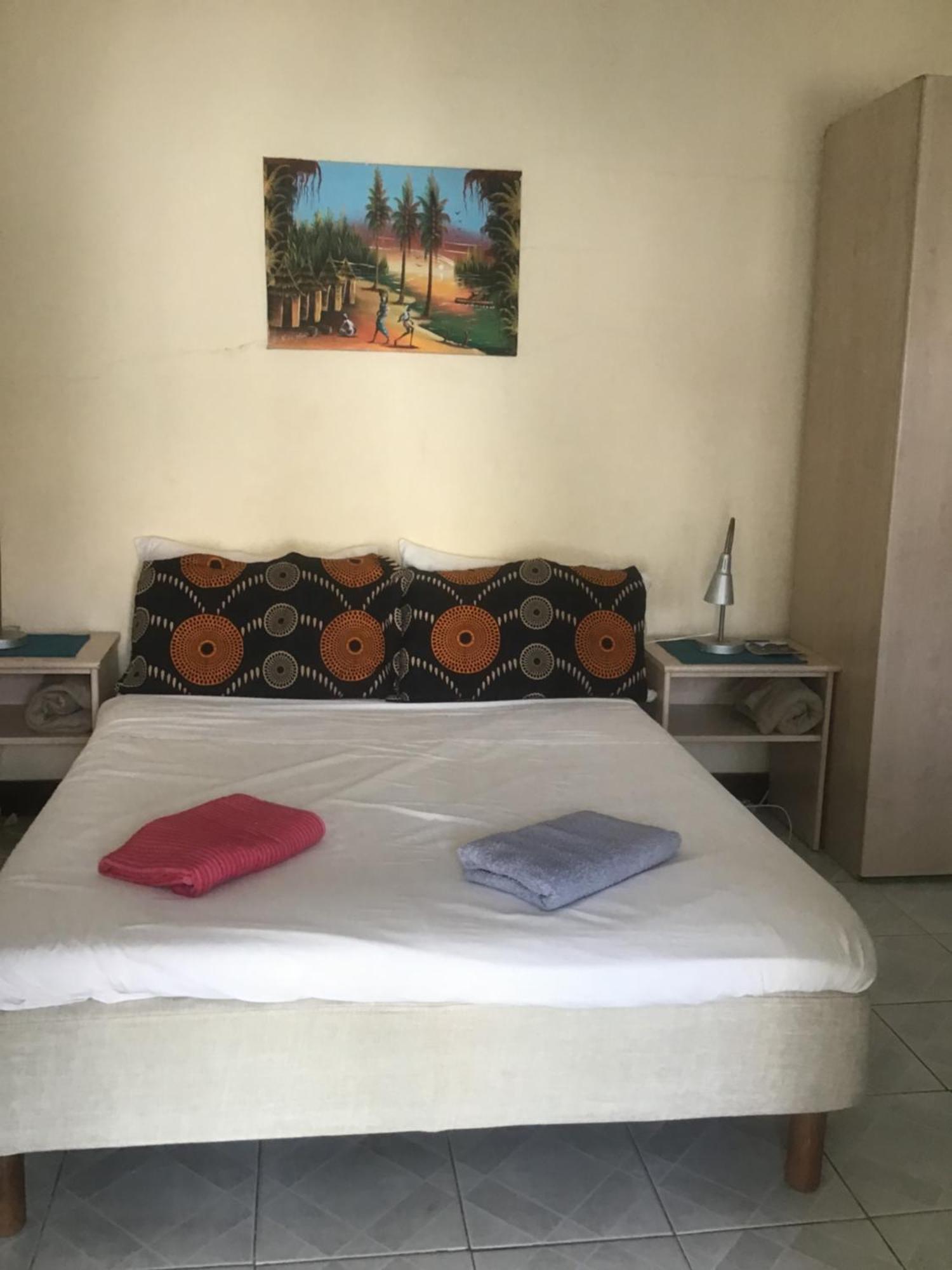 Anns Guesthouse BakauGambia Bagian luar foto