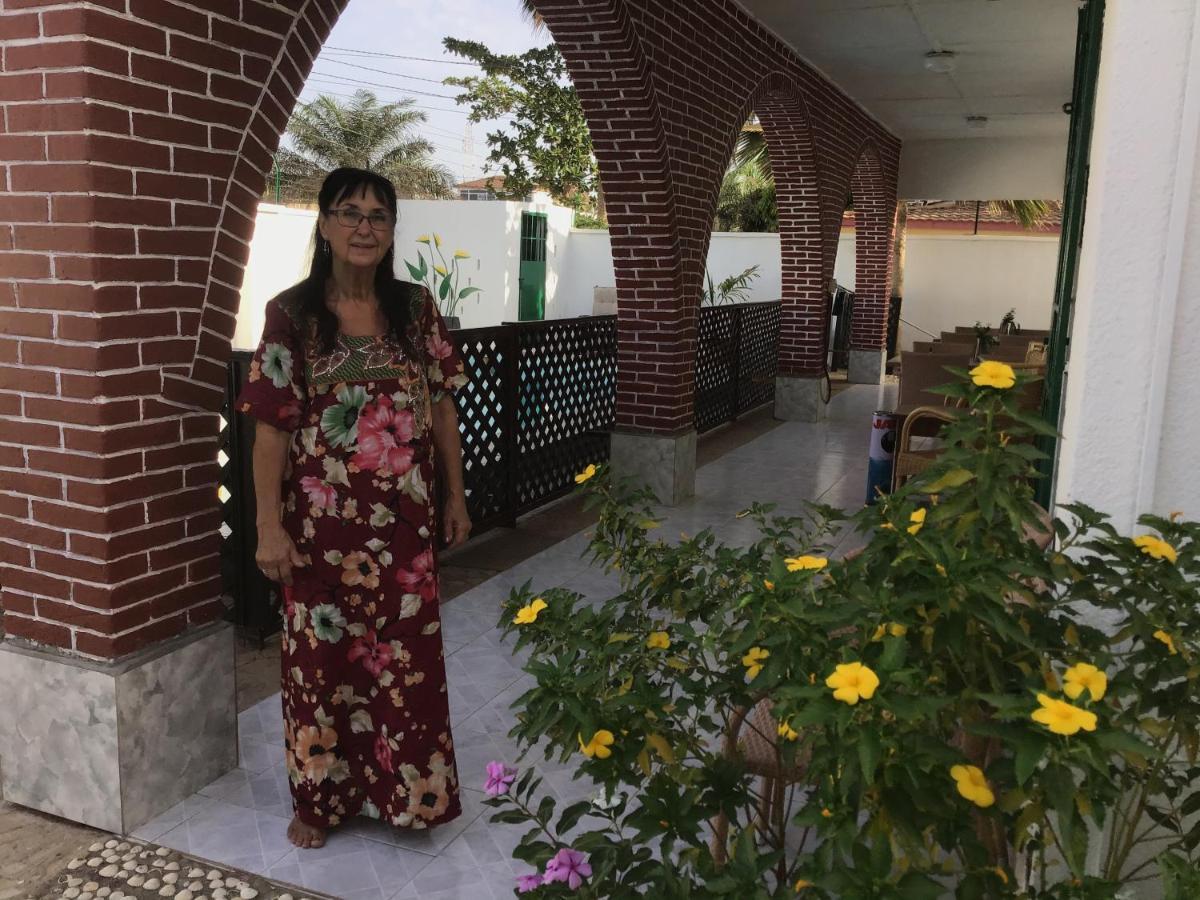 Anns Guesthouse BakauGambia Bagian luar foto