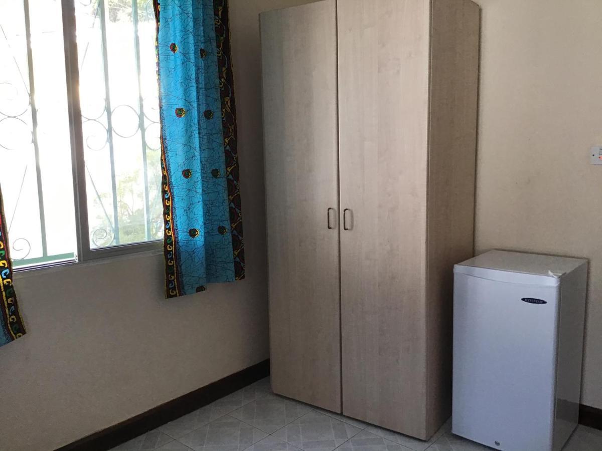 Anns Guesthouse BakauGambia Bagian luar foto