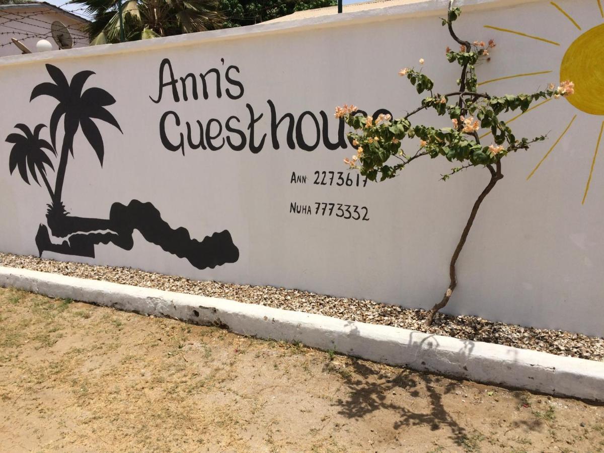 Anns Guesthouse BakauGambia Bagian luar foto